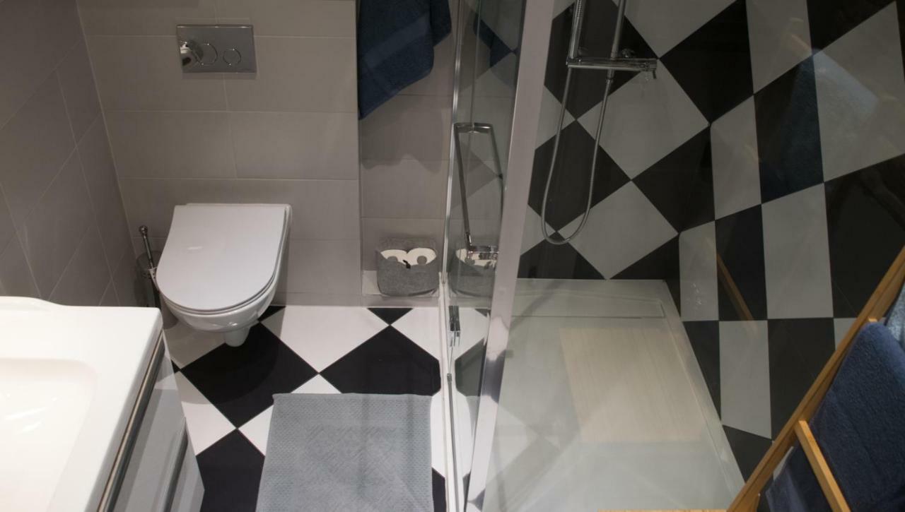 Tukej Apartament Na Nikiszu Katowice Exteriör bild
